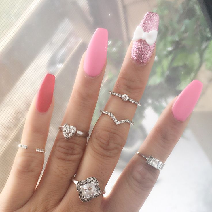 Pink-Valentine-Nails