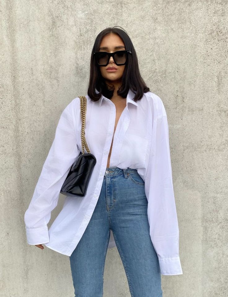 White-Shirt-outfit-women